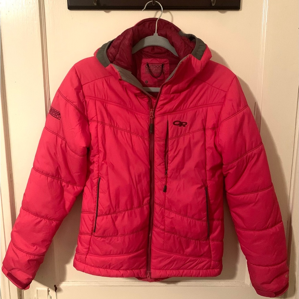Outdoor Research SuperStrand LT Insulated Hoodie - Women’s Small, Hot Pink